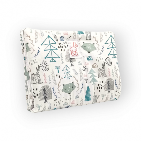 Cambiador de paseo acolchado estampado Bosque azul en petitmandarina.com