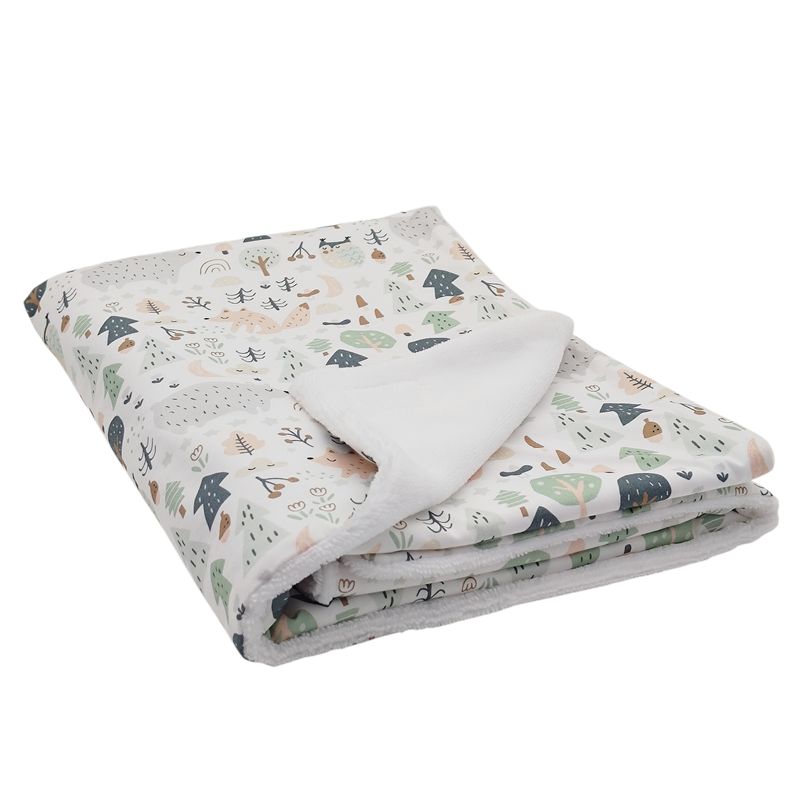 Manta arrullo para bebe estampado bosque pastel en petitmandarina.com