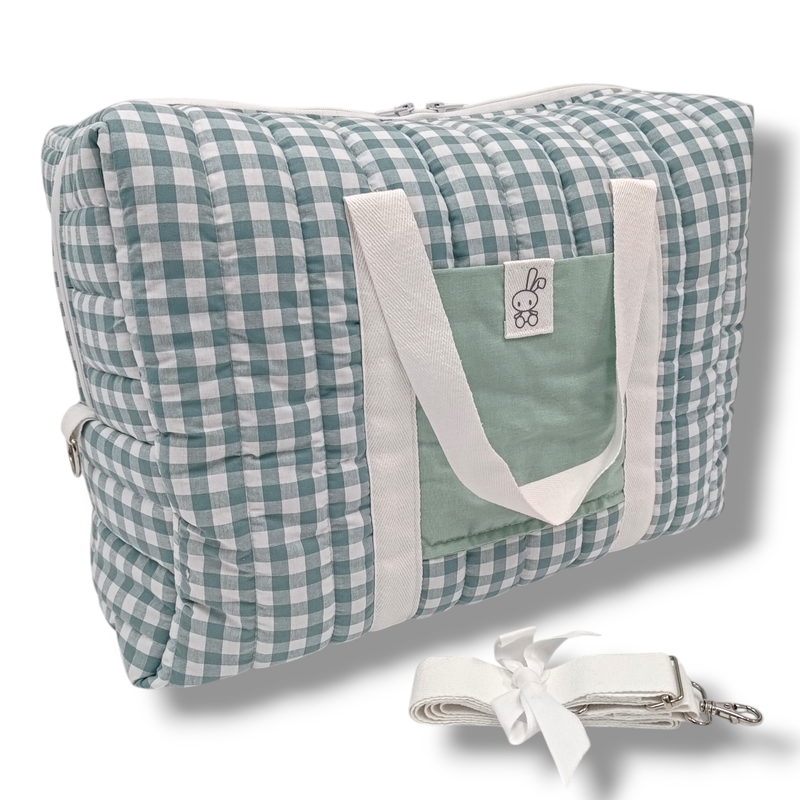 Bolsa de maternidad y fin de semana estampado vichy mint en www.petitmandarina.com