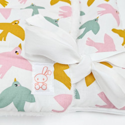 Saco para bebe convertible en manta estampado pájaros en petitmandarina.com