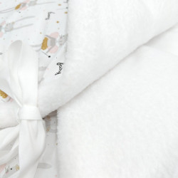 Saco para bebe convertible en manta estampado hada conejita en petitmandarina.com