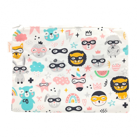 Neceser plano impermeable estampado animales antifaz en petitmandarina.com